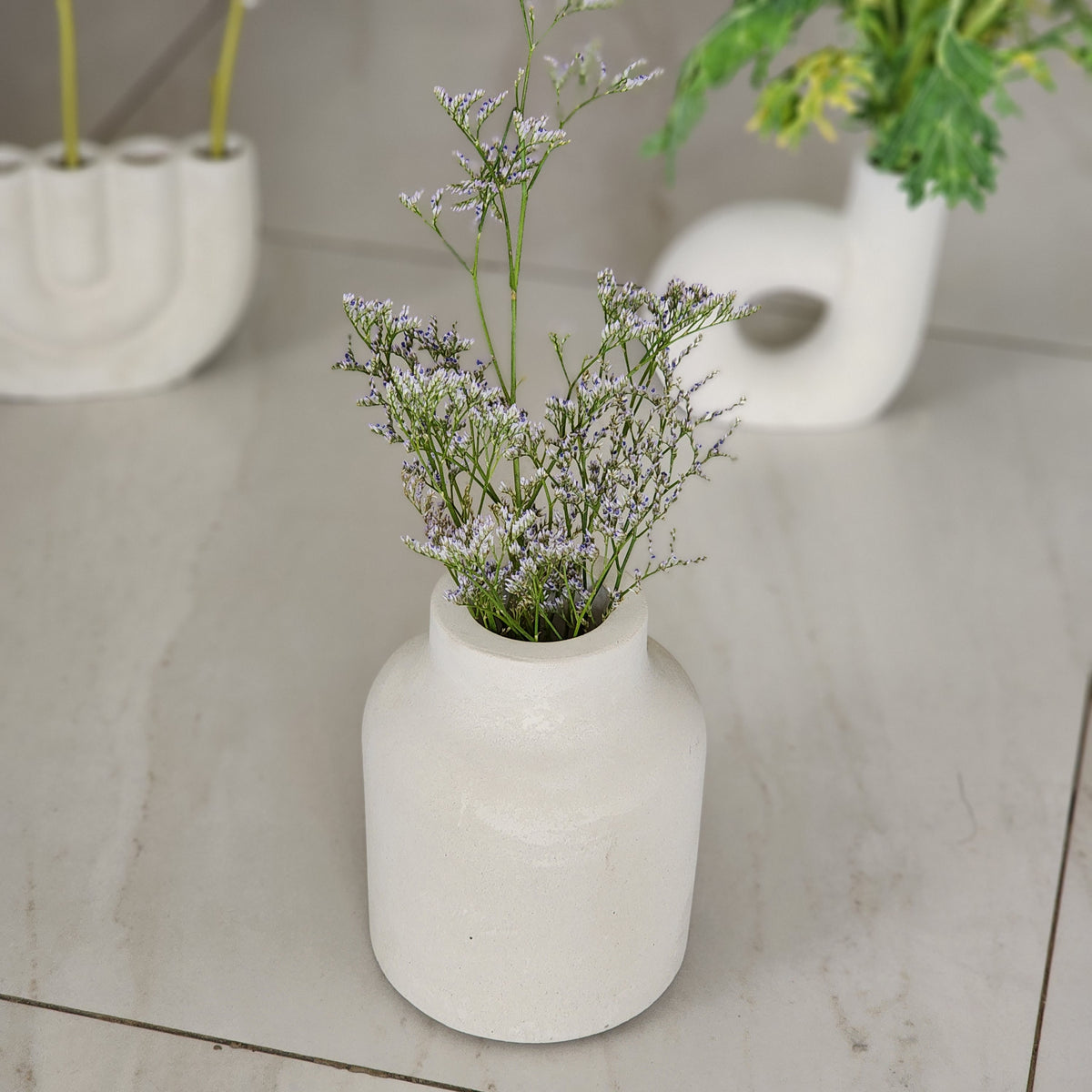 Jarrón Redondo de Concreto · Pieza Escultórica para Decoración
