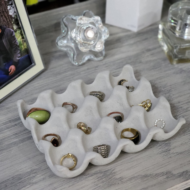 Concrete Egg Tray / Jewelry tray – Pirinola Concept